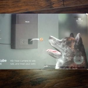 Pet Cube Smart Treat Dispenser